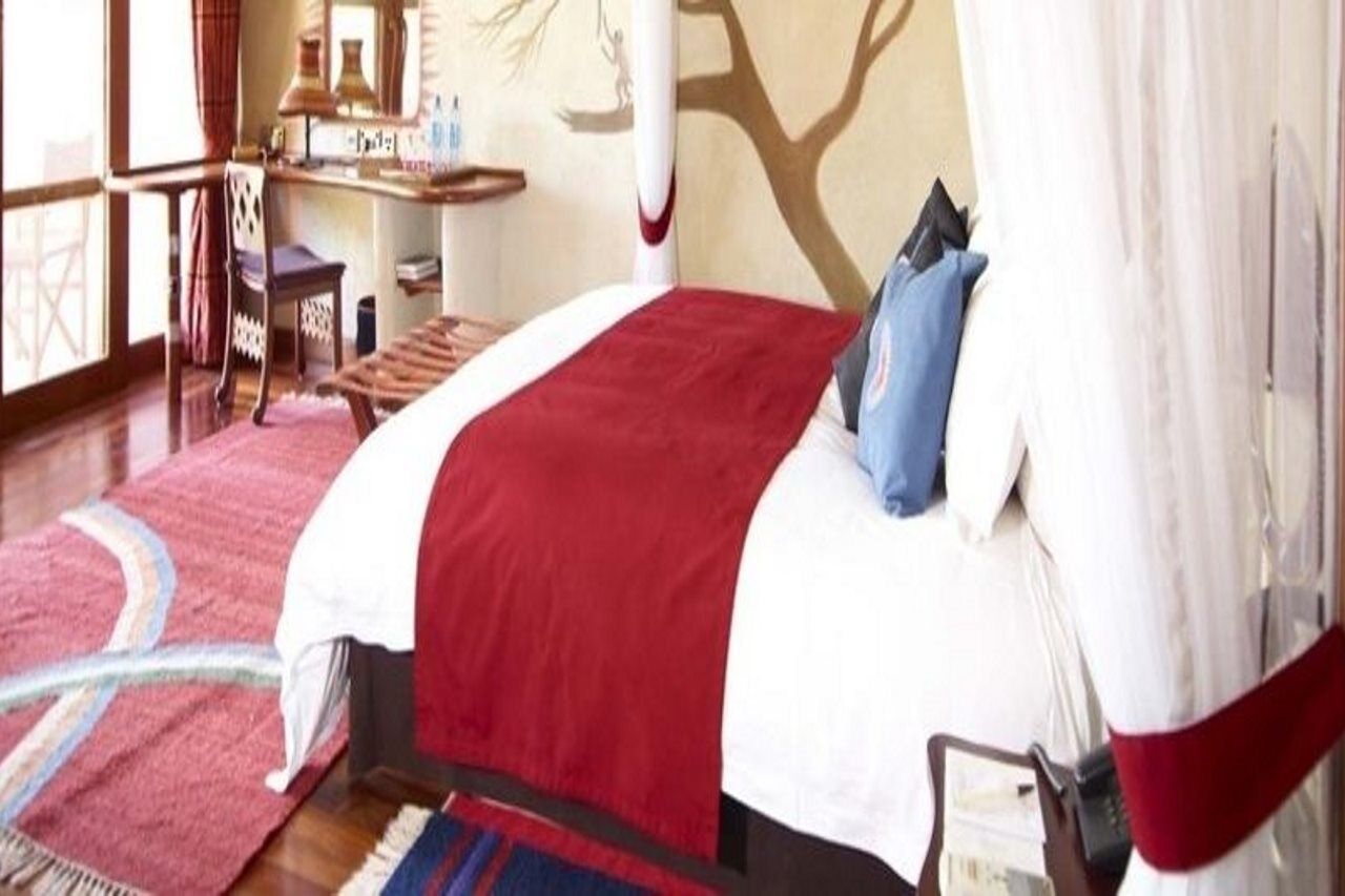 Amboseli Serena Safari Lodge Екстериор снимка